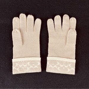 NWOT Coach Miniature Signature C Gloves Metallic Gold with Ivory/Cream
